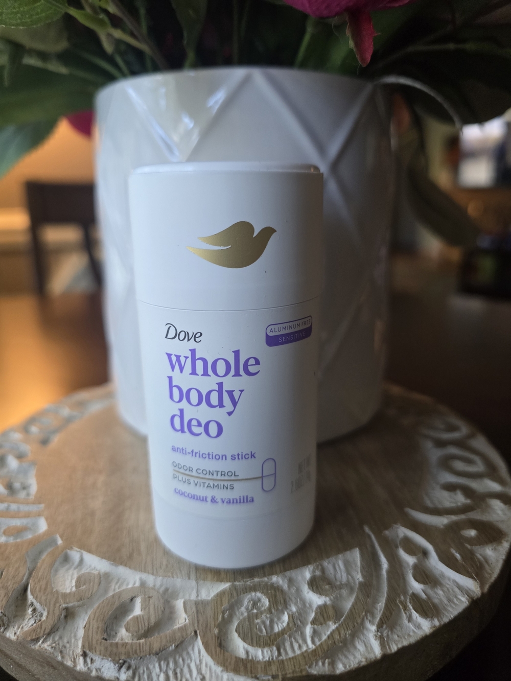 DOVE whole body deo anti-fricton ODER CONTROL Coconut & Vanilla